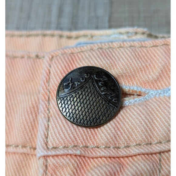 Free People Shorts Size 25 Orange Acid Wash Lace Frayed Distressed Denim - Picture 6 of 10